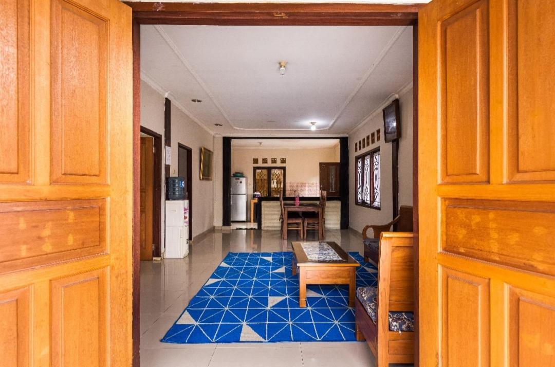 Villa Anjung Balak Cisarua Ngoại thất bức ảnh