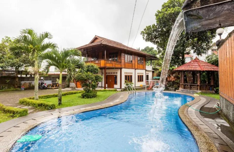 Villa Anjung Balak Cisarua Ngoại thất bức ảnh