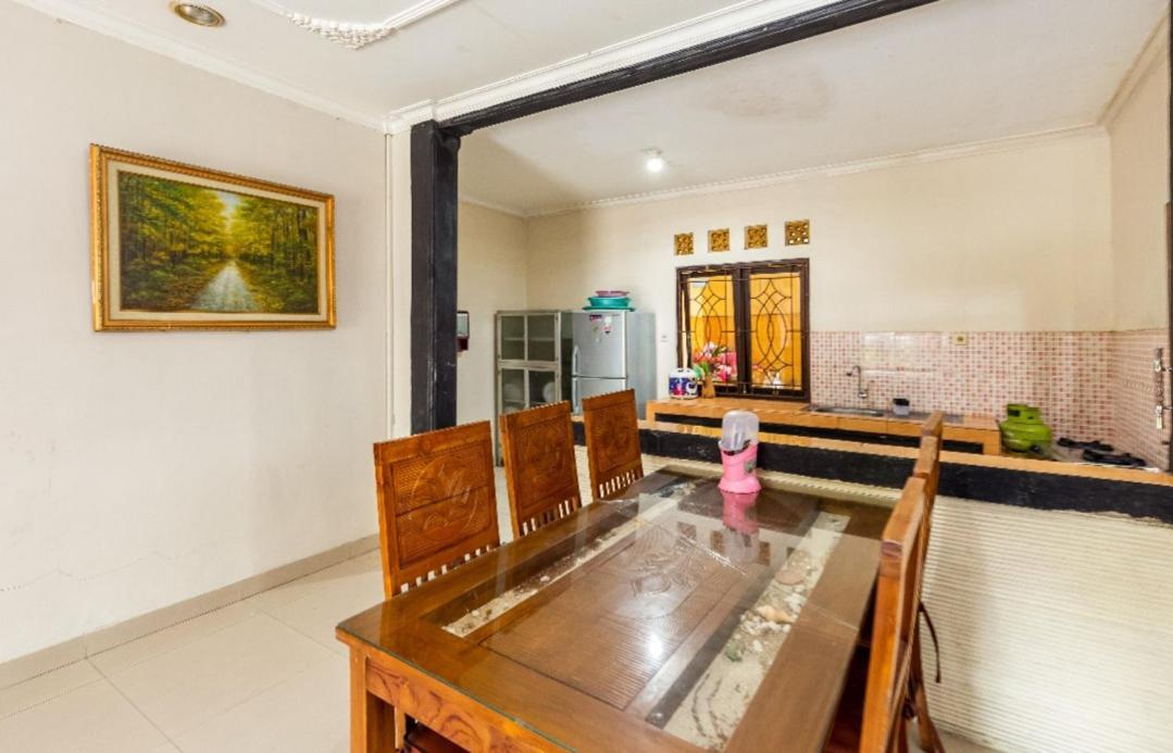 Villa Anjung Balak Cisarua Ngoại thất bức ảnh