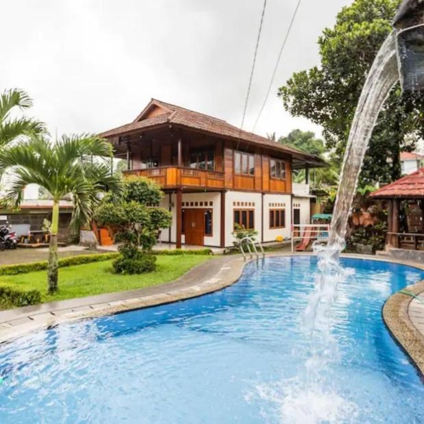 Villa Anjung Balak Cisarua Ngoại thất bức ảnh